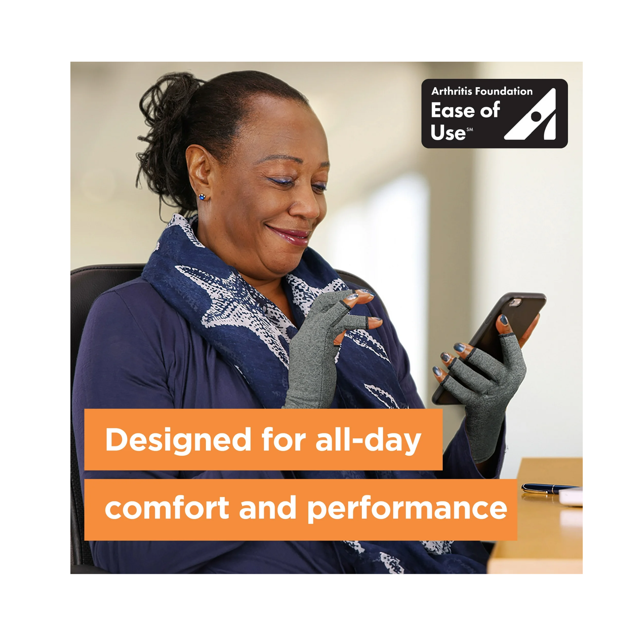 IMAK, Compression Arthritis Gloves, Breathable and Comfortable Hand Support with Open Fingertips, Gray, Medium, 1 Pair